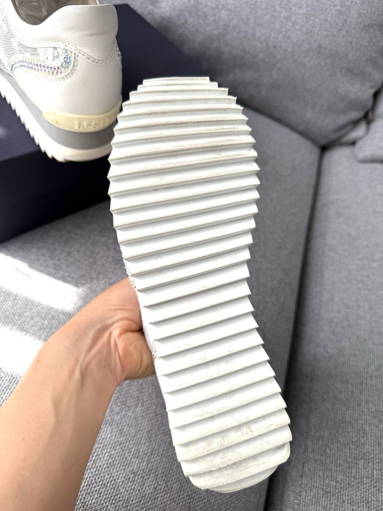 Кросівки Le Silla 36,5 р (24 см)
