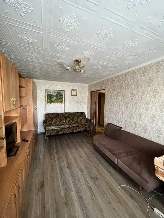 Продам 2-х кімнатну квартиру