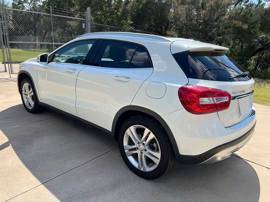 Mercedes-Benz GLA 250      2015