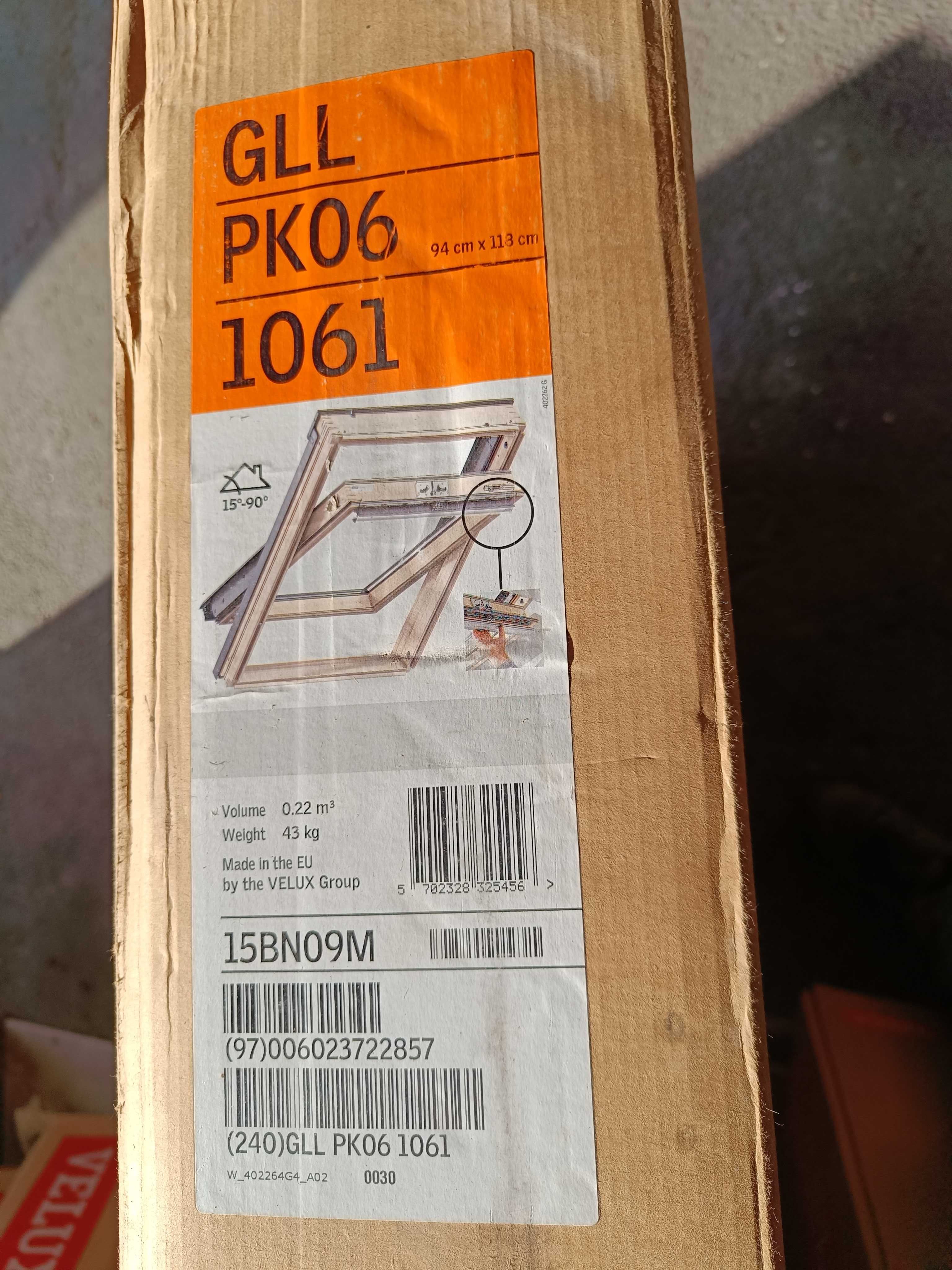 Okno dachowe VELUX GLL 1061 PK06 94x118 3-szybowe z kołnierzem