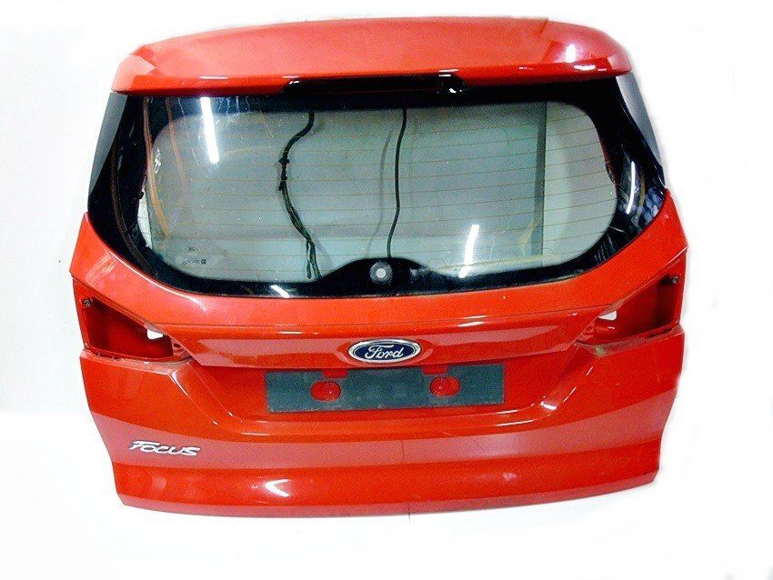 Klapa Bagażnika Focus 3 Kombi
