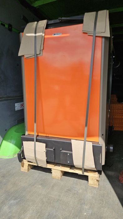 Котел твердопаливний з плитою на 10кВт, 12кВт, 14, 18 Квт Бізон