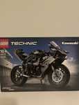 LEGO Technic Motocykl Kawasaki Ninja H2R