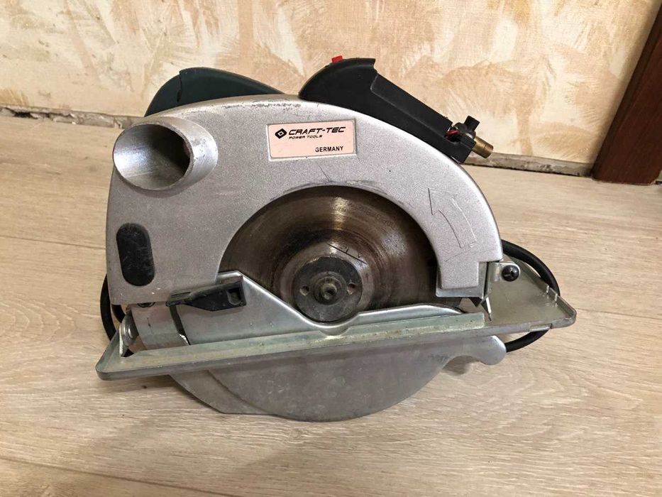 Циркулярная пила (дисковая), б/у, робочая