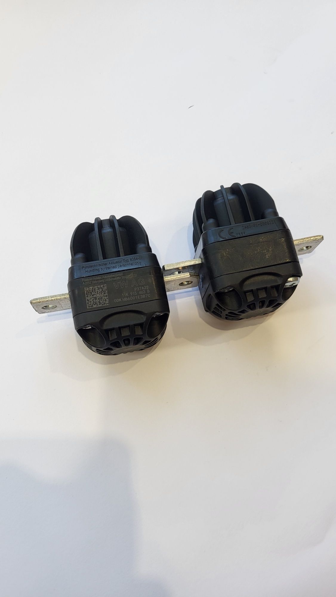 Піропатрон VW ID3, ID4 ID6 Q5 Etron Q4 Q2  11K915463B