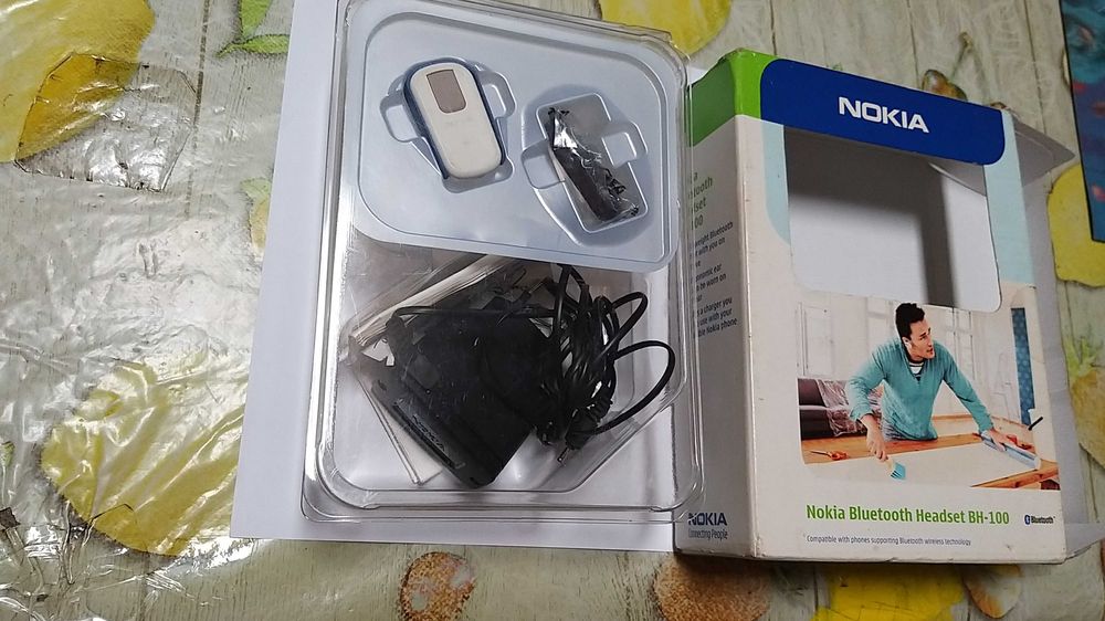 Nokia bluetooth headset  BH-100