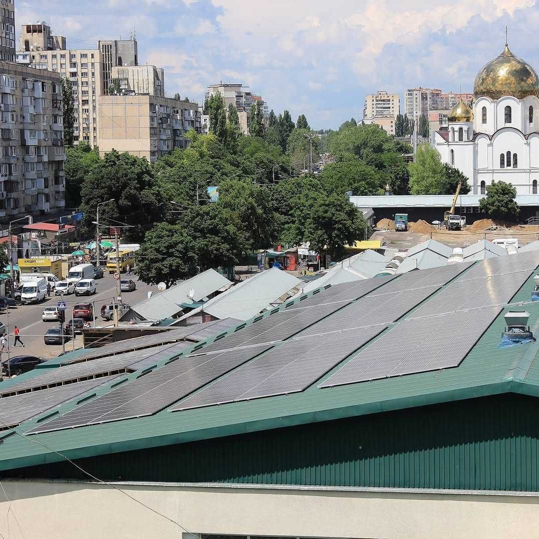 Установка солнечных панелей на крыше под ключ