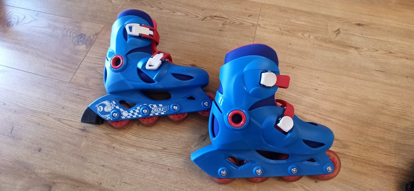 Zestaw: rolki Oxelo nr30-32 2x kask zestaw ochraniaczy Oxelo Decathlon