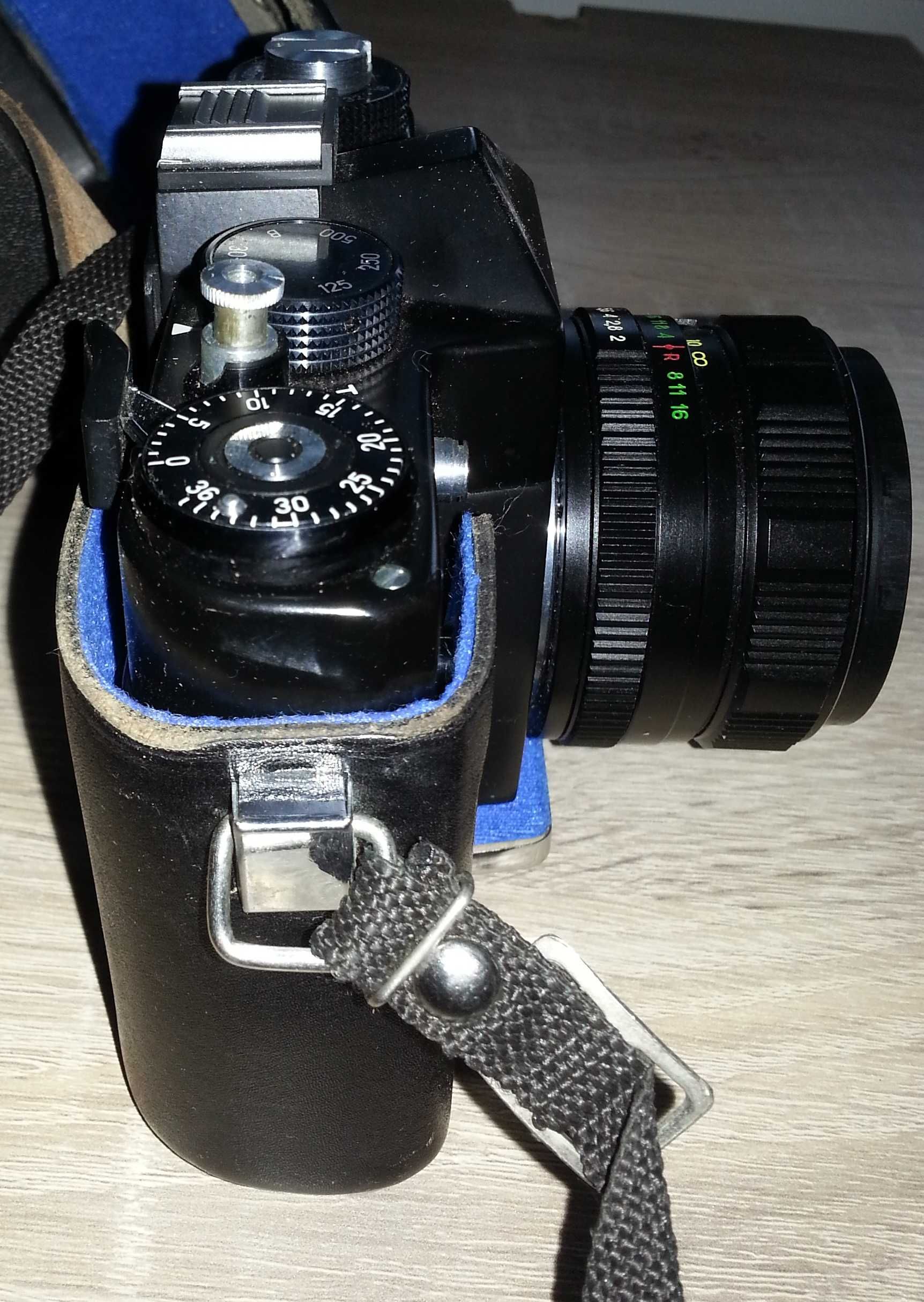Фотоапарат дзеркальний "Зенит-12сд" у відмінному стані + електроспалах