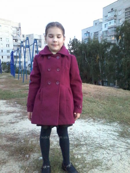Красивое пальтоTerranova на девочку 6-8 лет