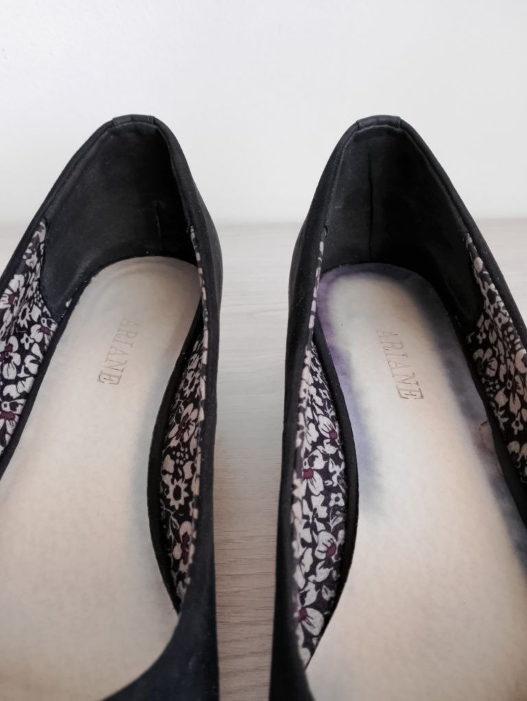 Buty na koturnie roz 42