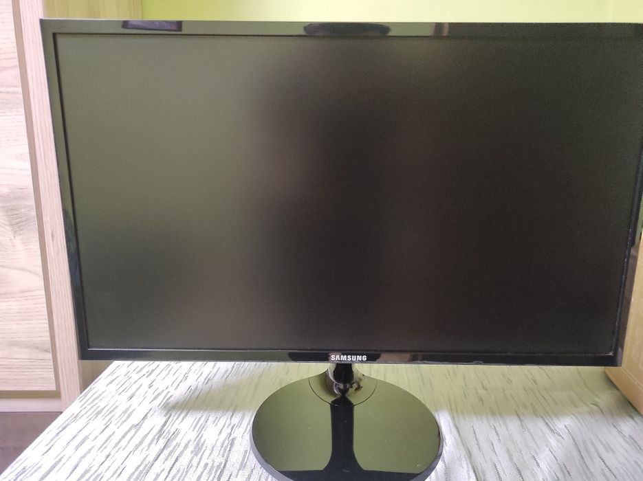 Monitor Samsung 24" IPS