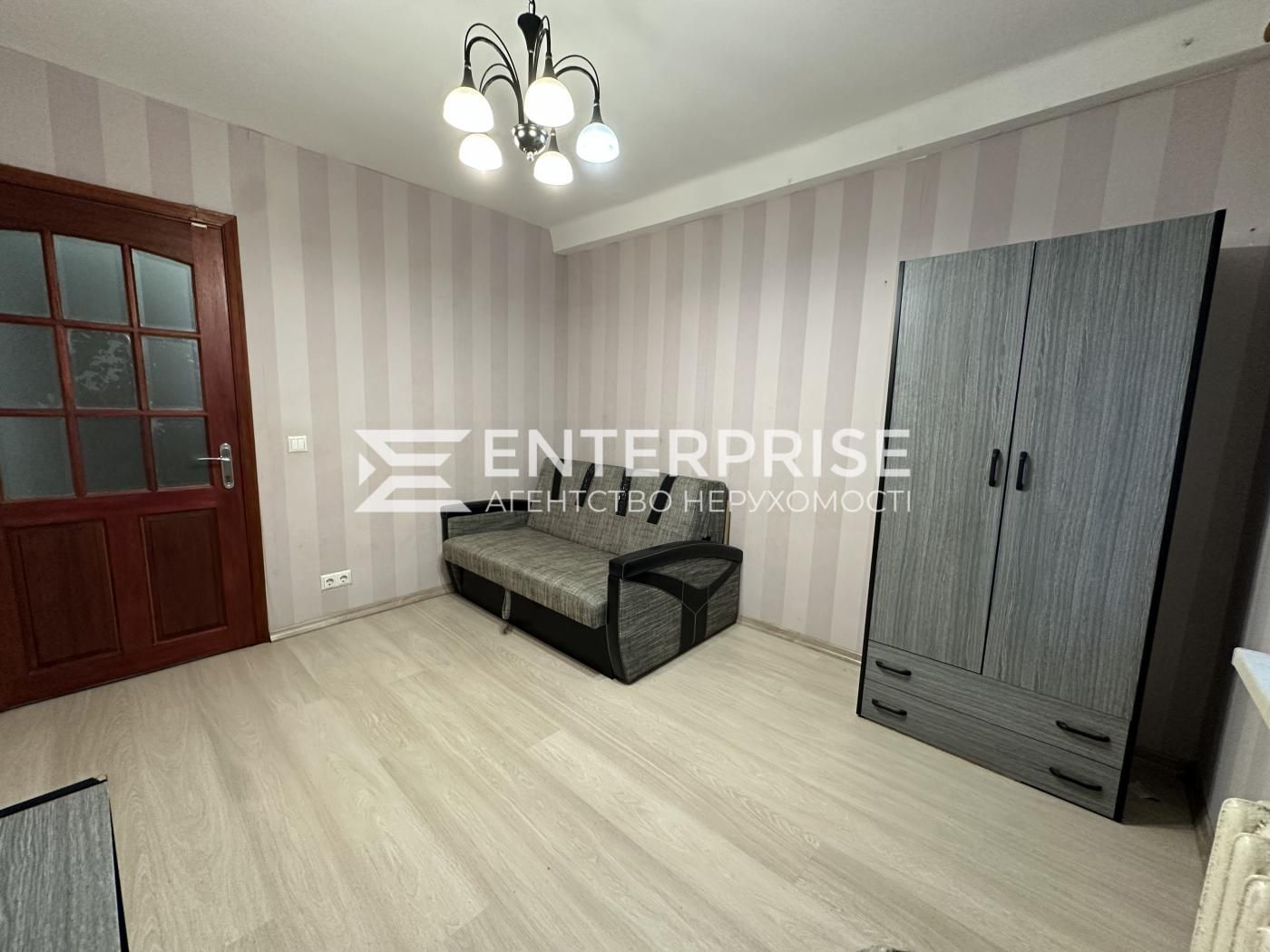 Без%! Продаж 2 к. квартири біля метро, б-р Міхновського, Печерськ