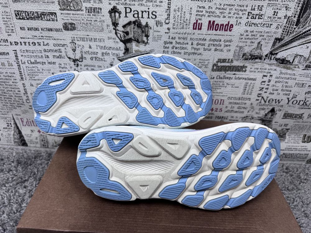 Оригінал ! Кросівки Hoka One One Clifton 9 Розмір 40
