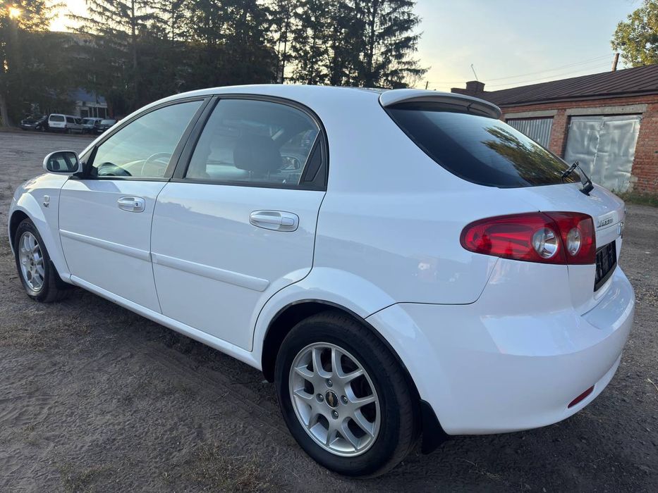 Продам Шевроле Лачети Автомат