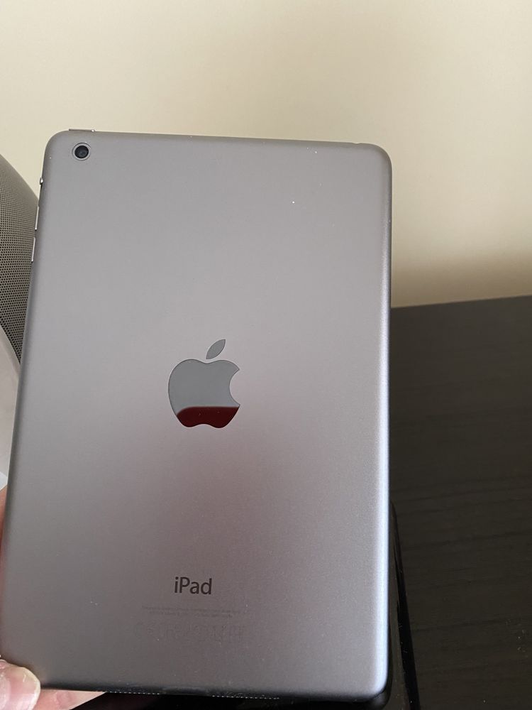 iPad mini 16 gb como novo