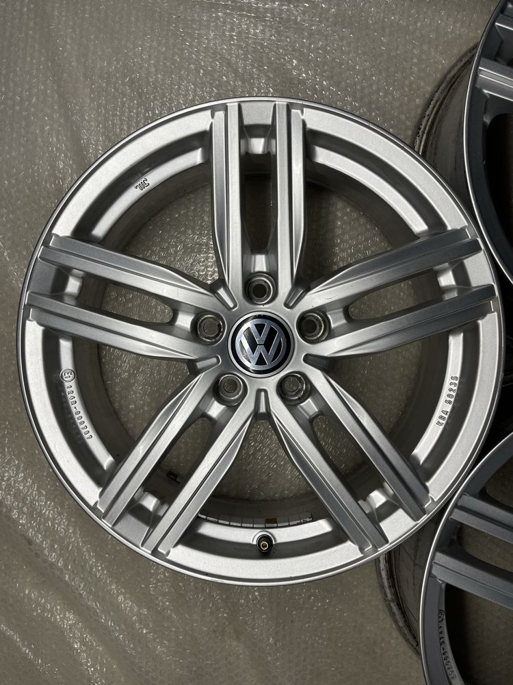 Диски R17 5x112 Et40 7J. Volkswagen Passat B8 B7 B6 Tiguan Jetta Golf