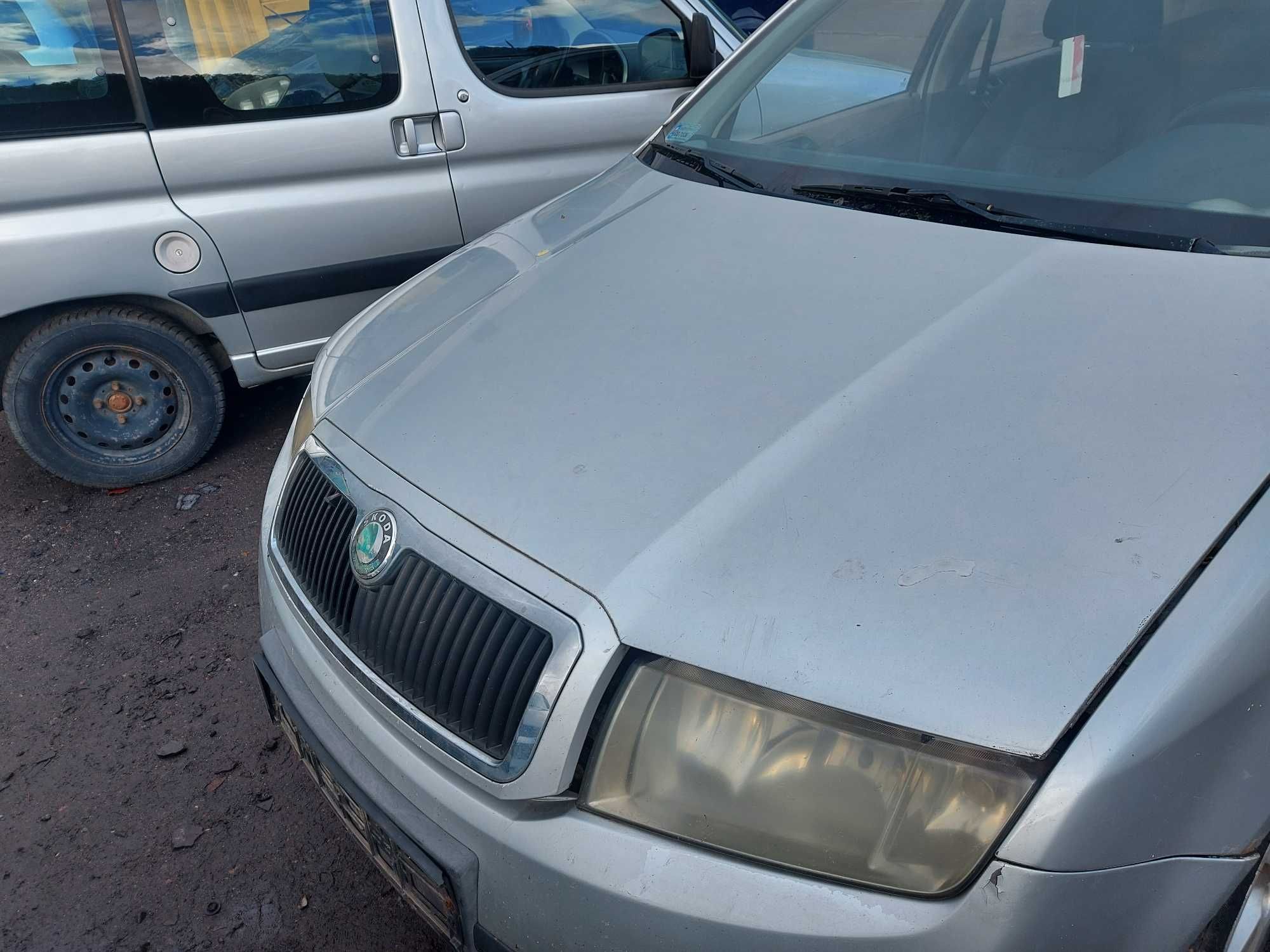 Skoda Fabia I Lift 9102 maska przednia srebrna FV części/dostawa