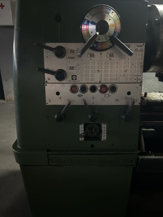 Torno mecanico Colchester Triumph 2000