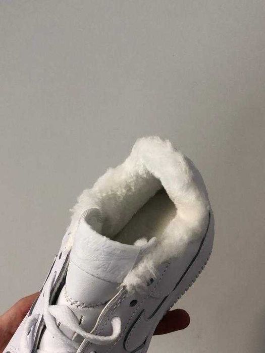 Зимові чоловічі кросівки Nike Air Force 1 - білі (43,44, 45 р)