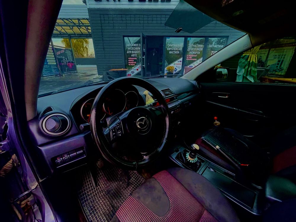 Продам Мазда 3 bk 2005 року випуску 1.6ТD в хорошому стані