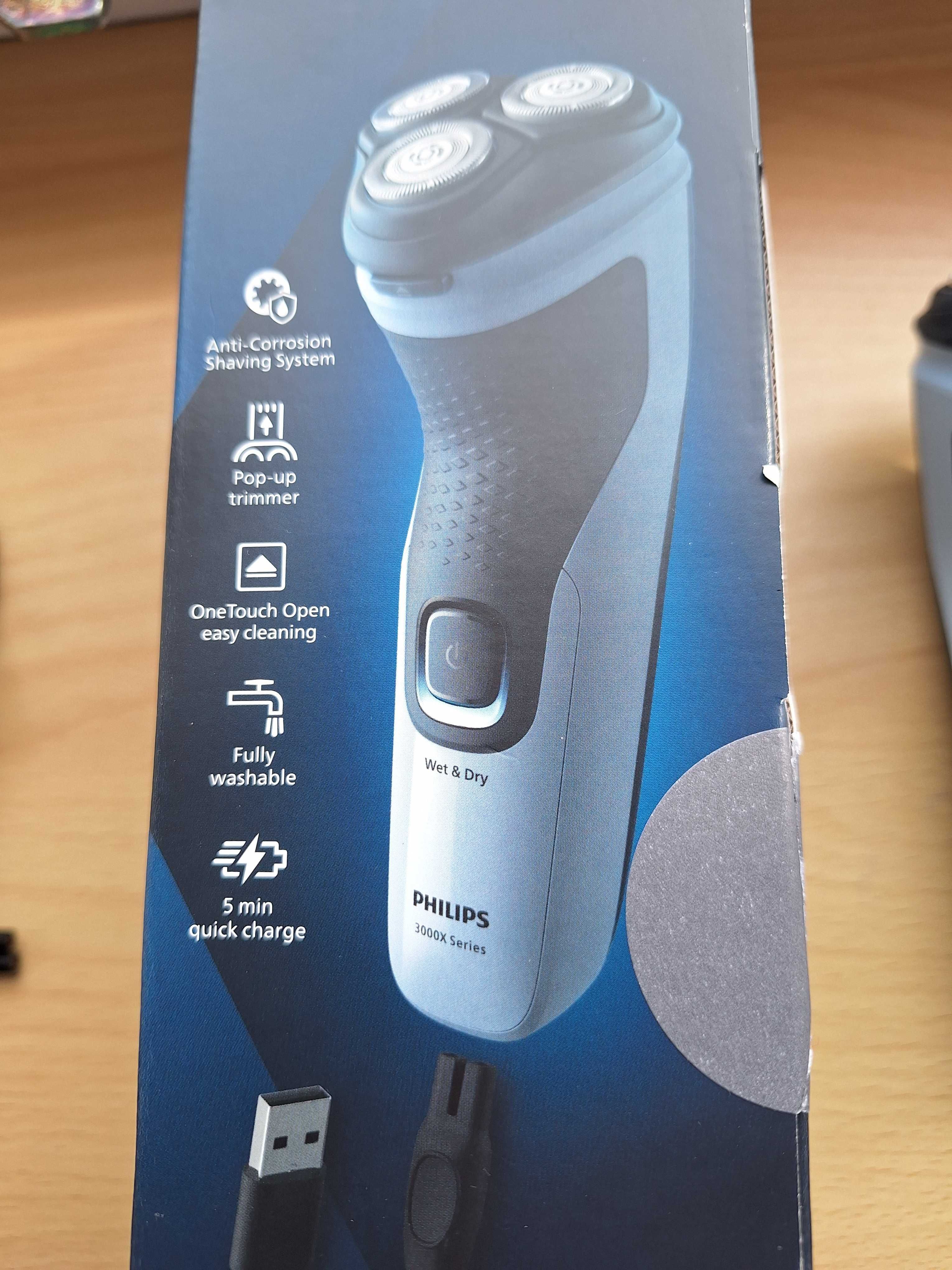 Golarka  męska  głowicowa ,  PHILIPS trimer.