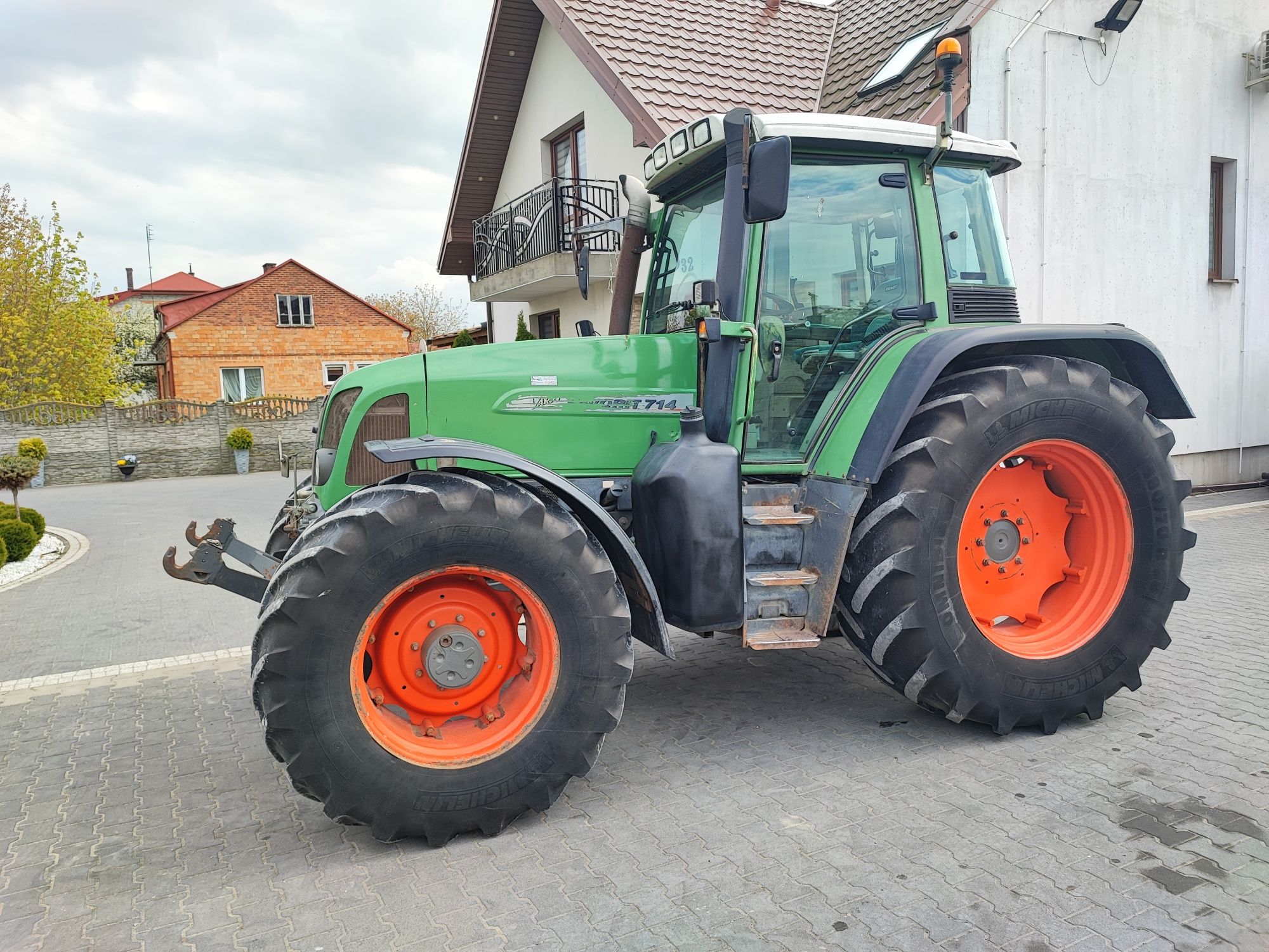 Fendt 714 Favorit Vario