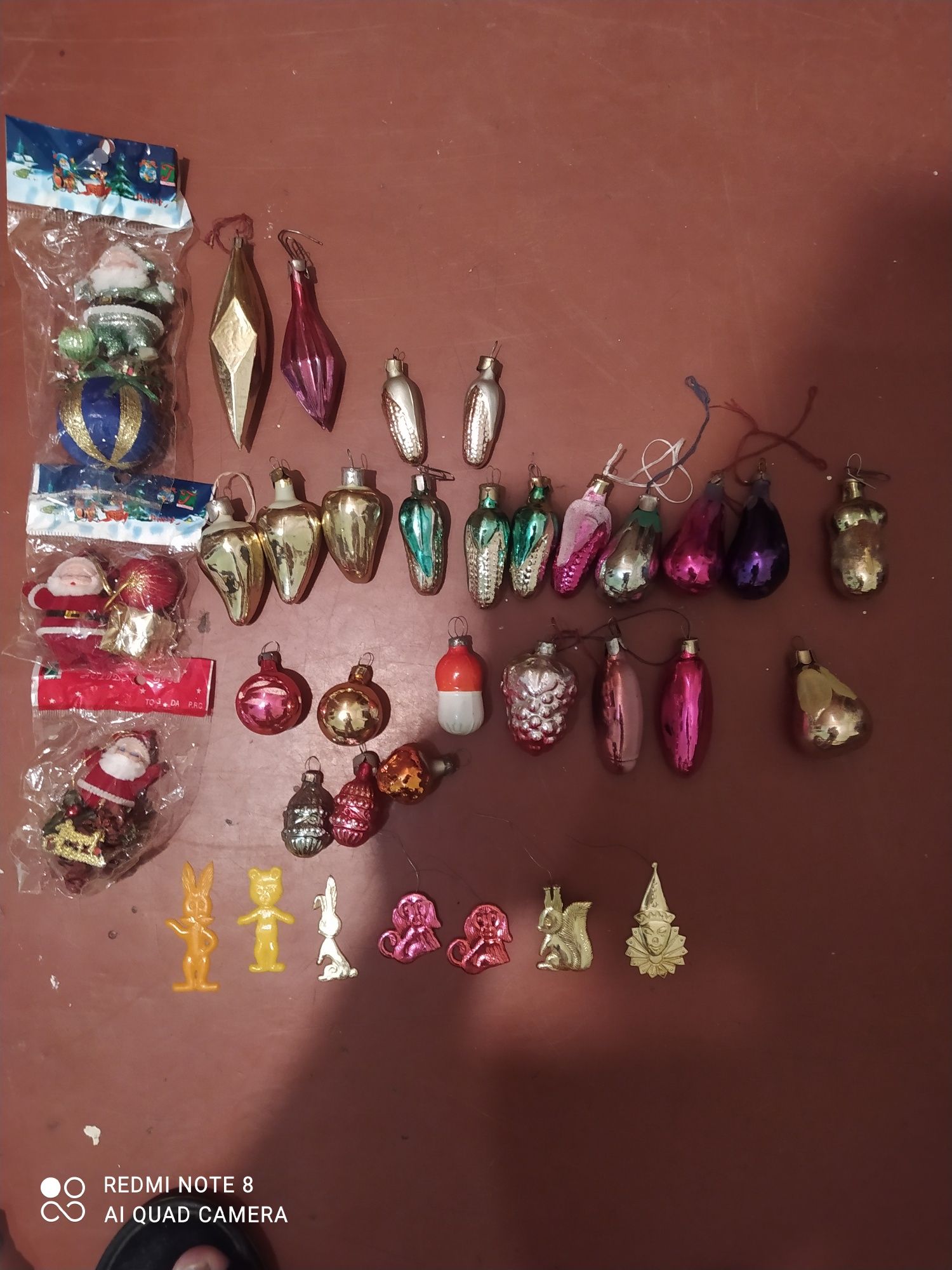 Подстаканник продам. Ёлочные игрушки продам.