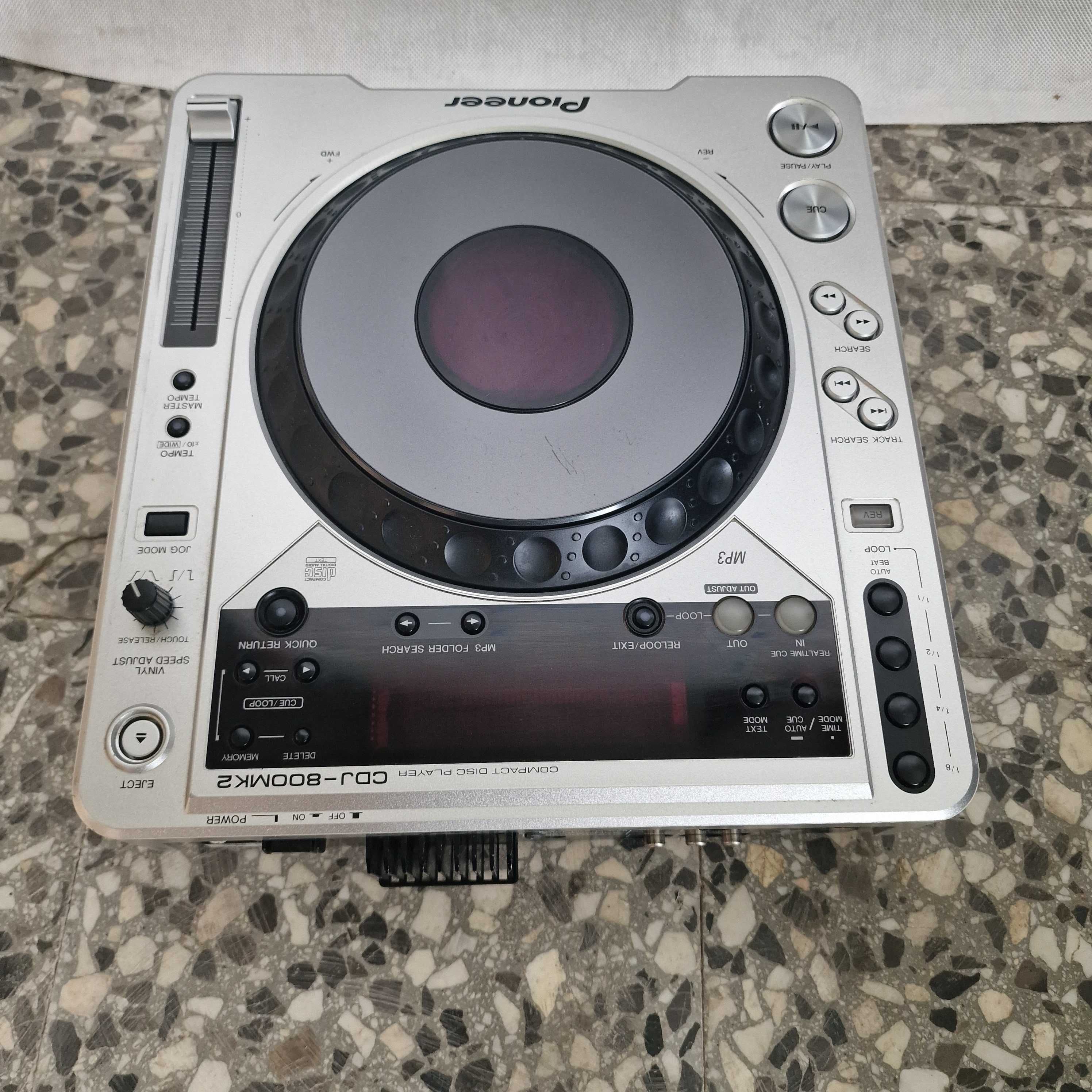 Gramofon cyfrowy Pioneer CDJ-800 MK2 obsługa formatu audio MP3 CBR VBR