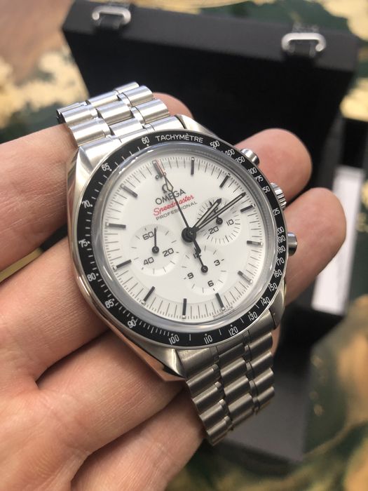 Omega Speedmaster Moonwatch - nowy 2025