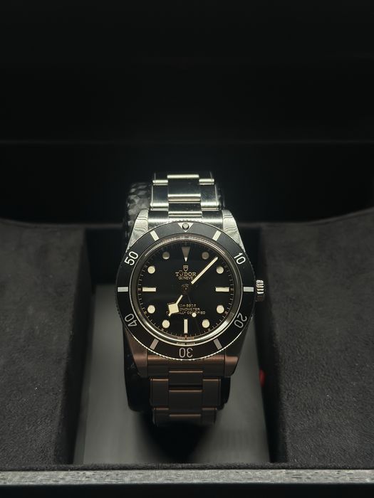 Tudor black bay 54 37mm