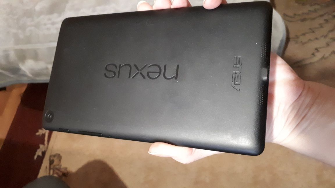 Продам планшет Asus Google Nexus 7  2gen 16 GB  2013г.