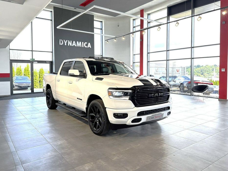 RAM 1500 Sport 5.7 V8 Hemi 401KM automat 4x4 2023 r., tylko 22tys.km przebiegu