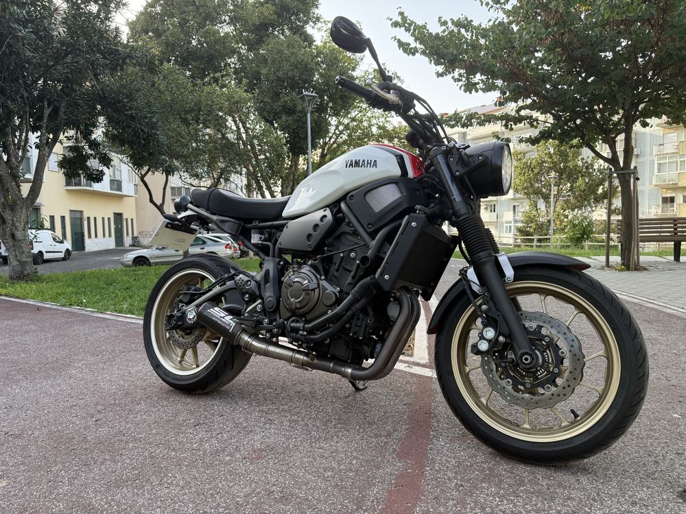 Mota Yamaha XSR 700