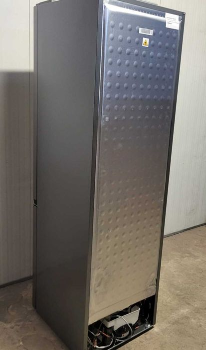 Lodówka No Frost Beko B5RCNA405HXB 203cm 355L Srebrna OUTLET 17JG26