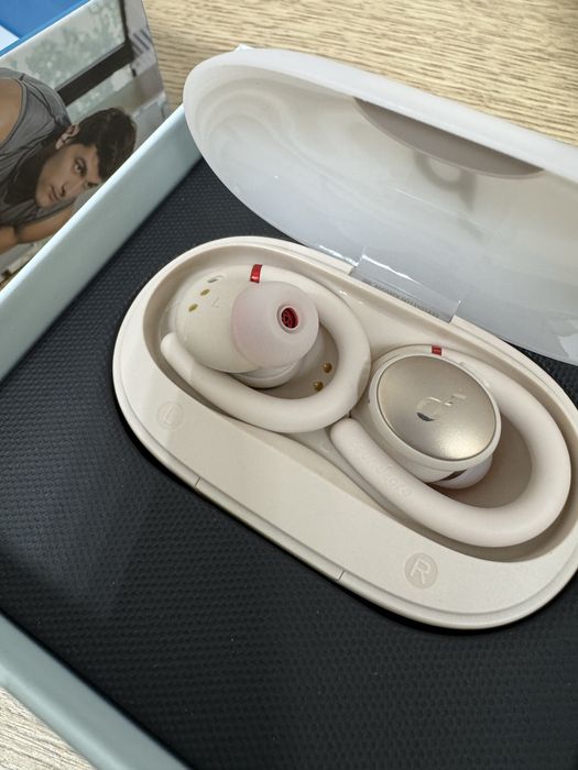 Навушники Anker Soundcore Sport X10