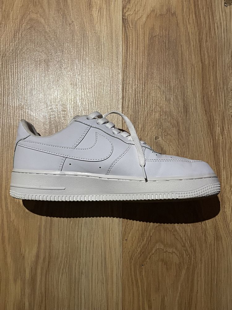 Nike air force 1 branca