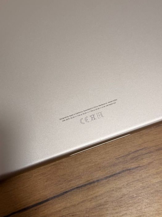 MacBook M2 Gold 256GB A2681/ Ідеальний стан /АКБ 92%/повний комплект