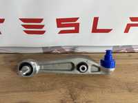 Tesla model Y 3 рычаг
