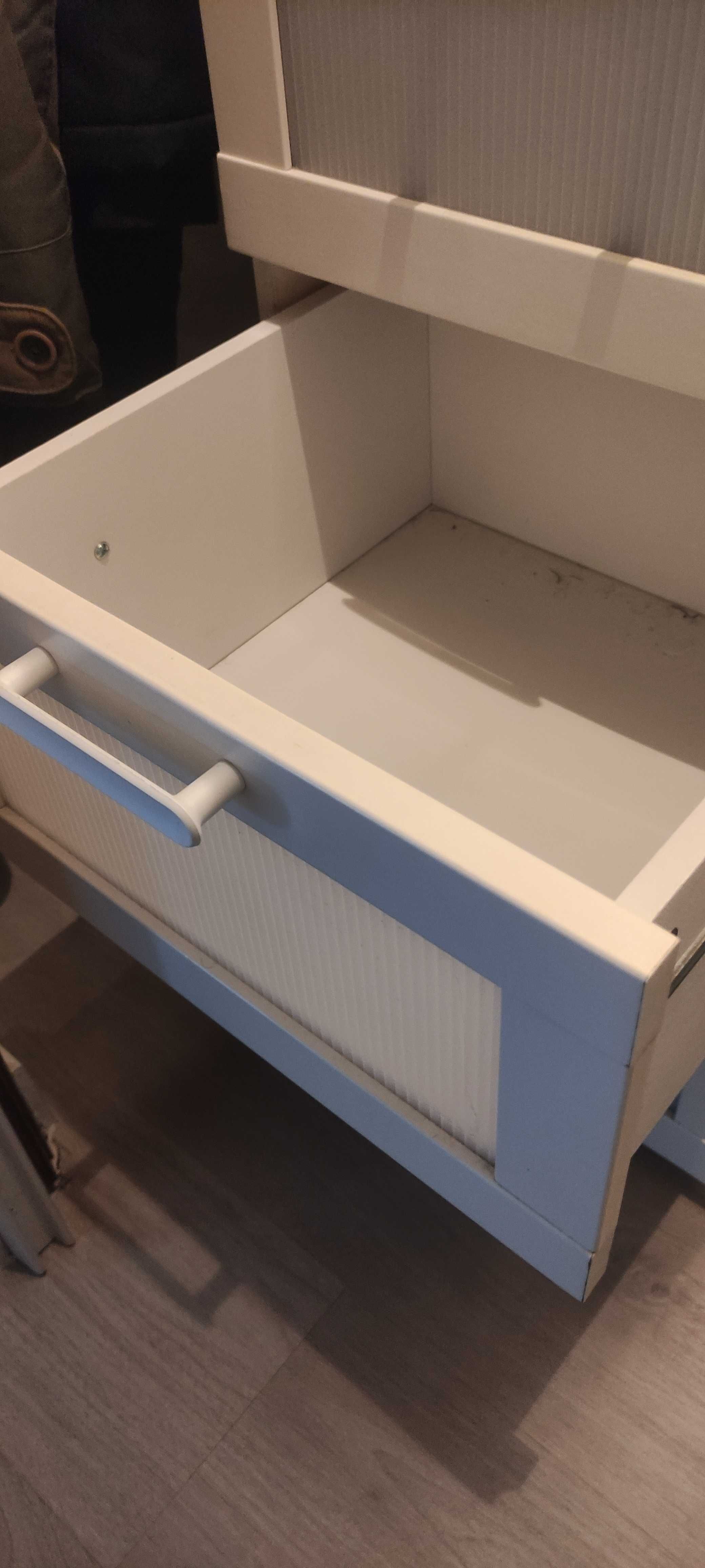 Mesa de cabeceira Ikea