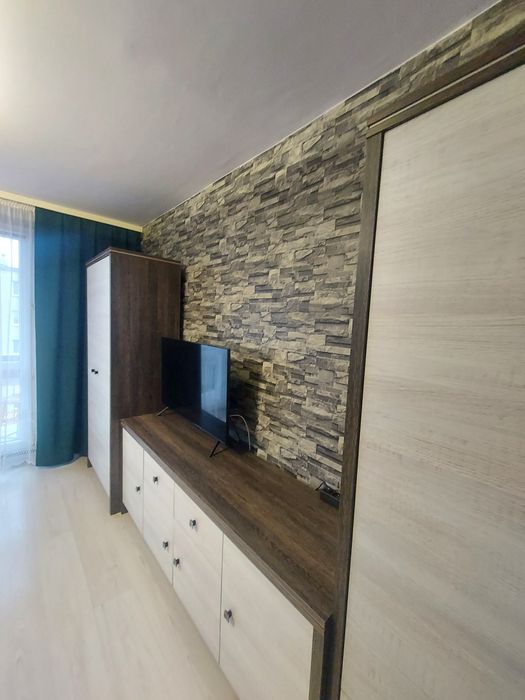 Zestaw mebli Monaco komoda, słupek, szafa, stół