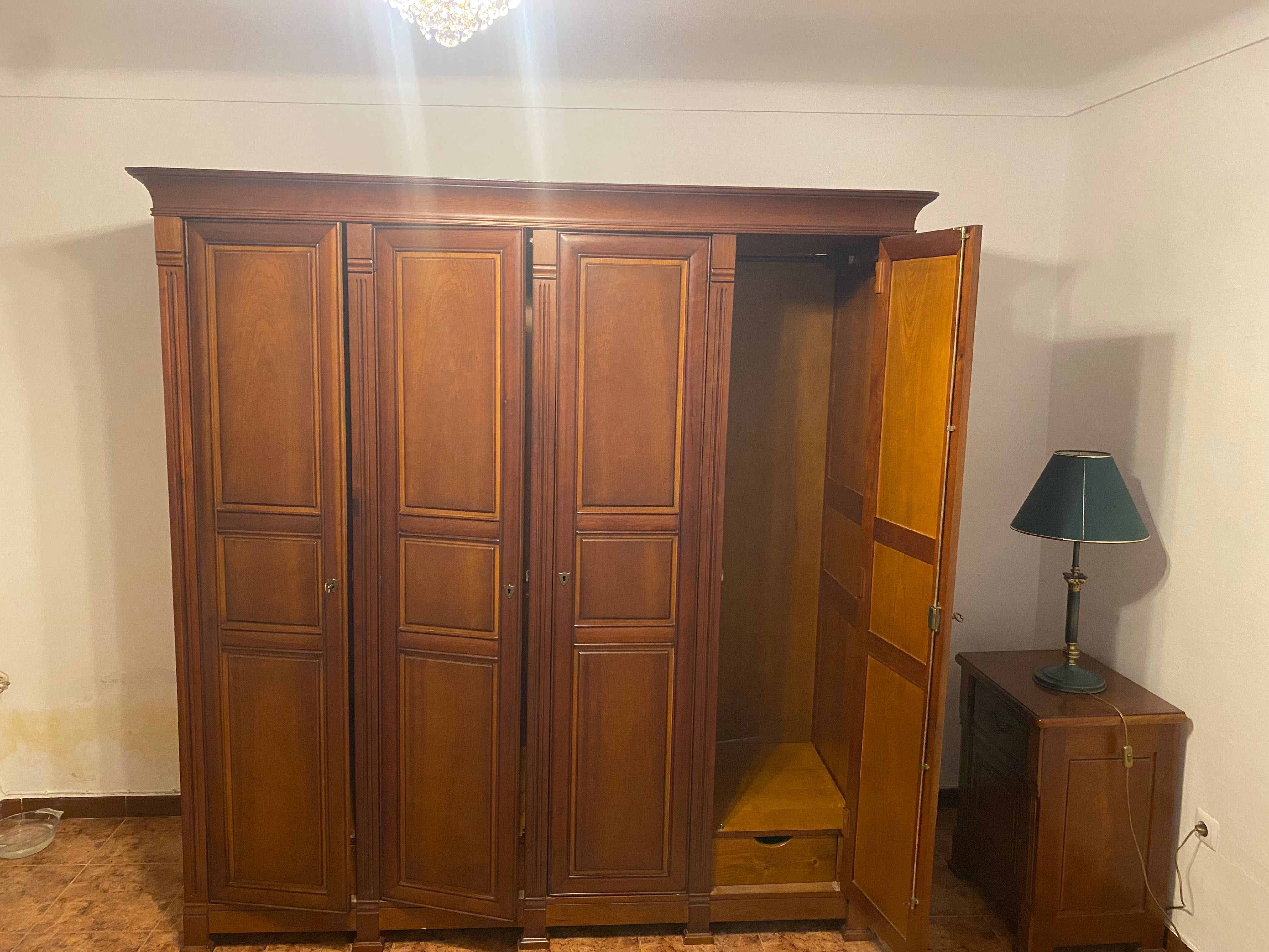Conjunto de quarto.