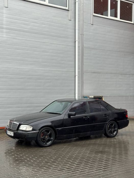 Продам Mercedes c180 w202 газ 4
