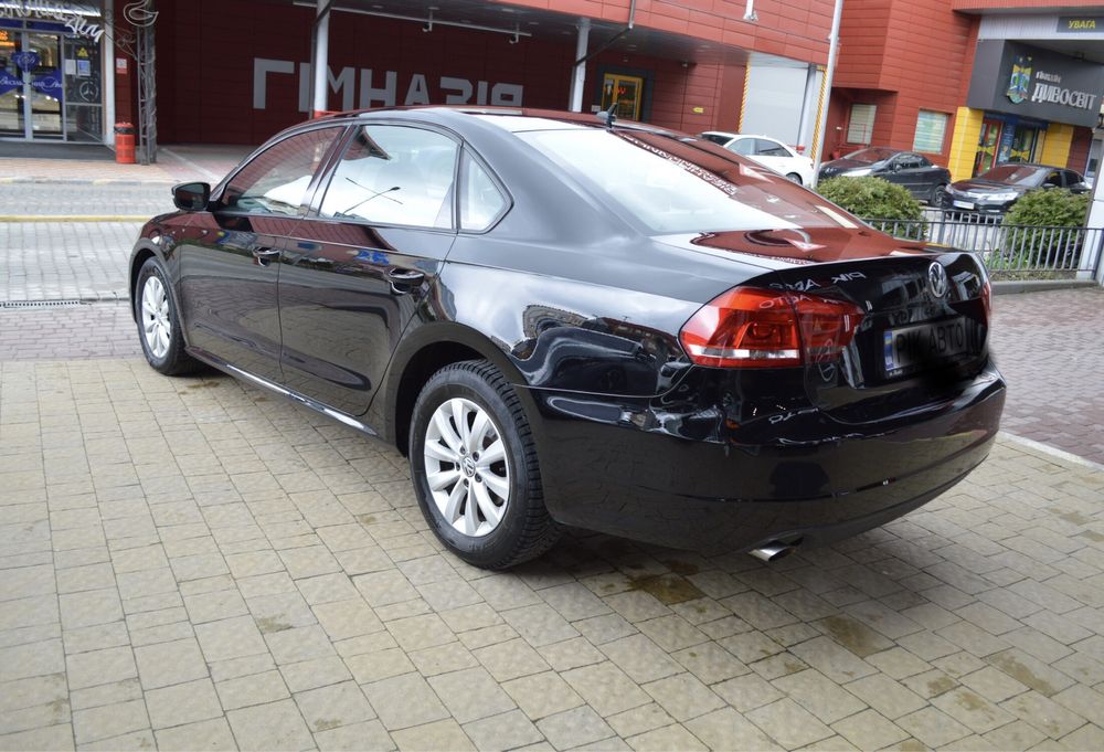 Volkswagen Passat B-7 2.5i AT