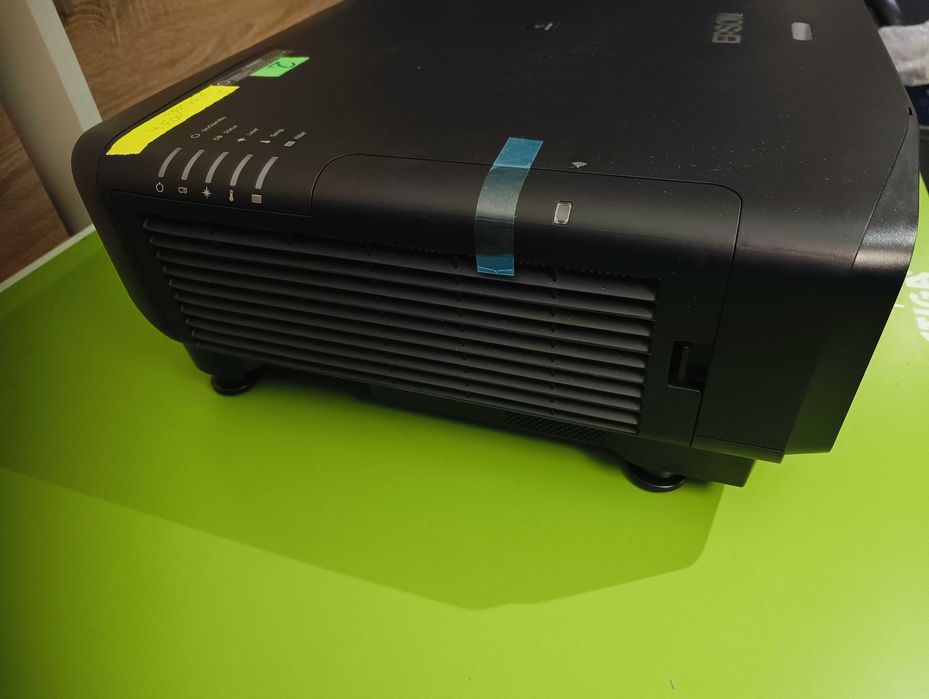 projektor Epson EB 1755U 15 000 lm różne obiektywy