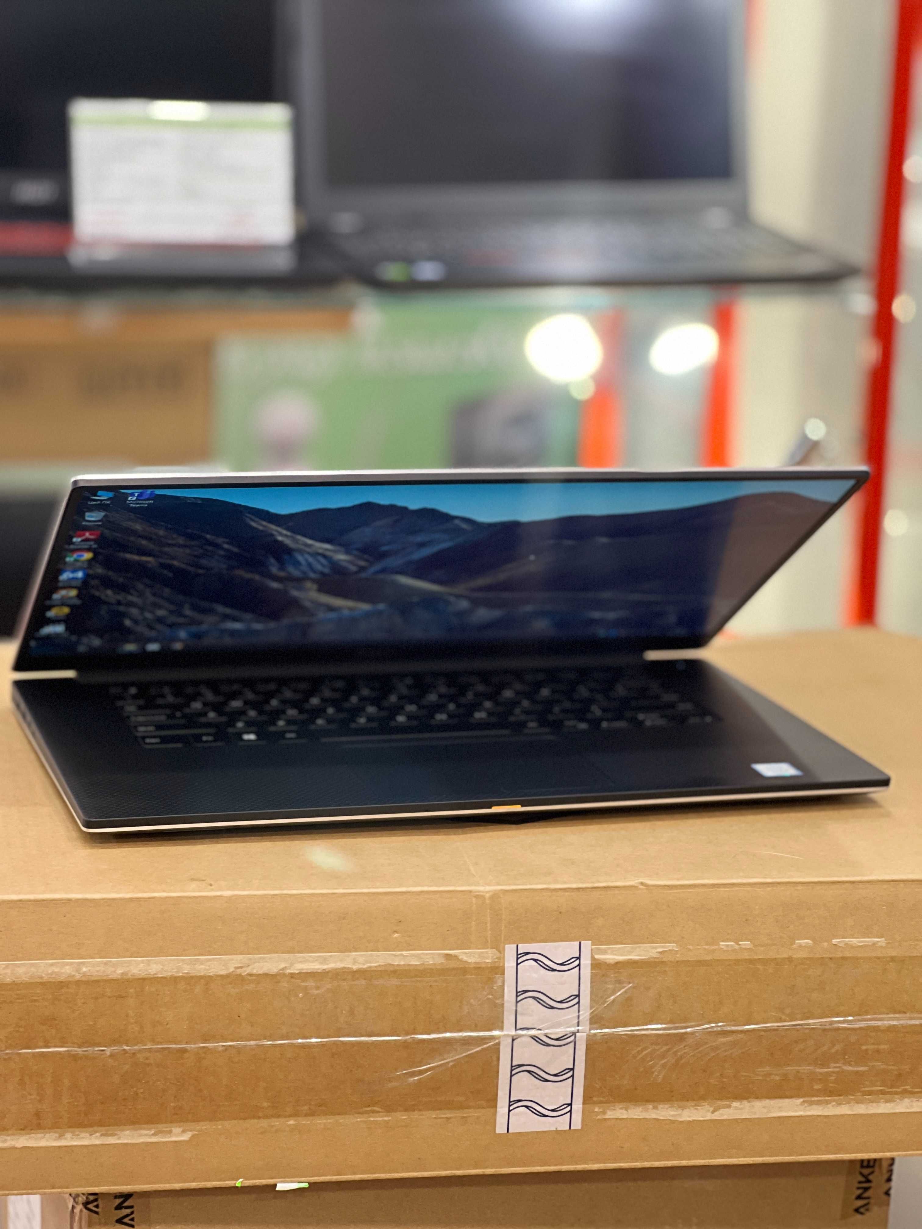 Ноутбук DELL 5520-15.6" Sharp IGZO|i7-7820HQ|512 GB|16 GB|Quadro M1200