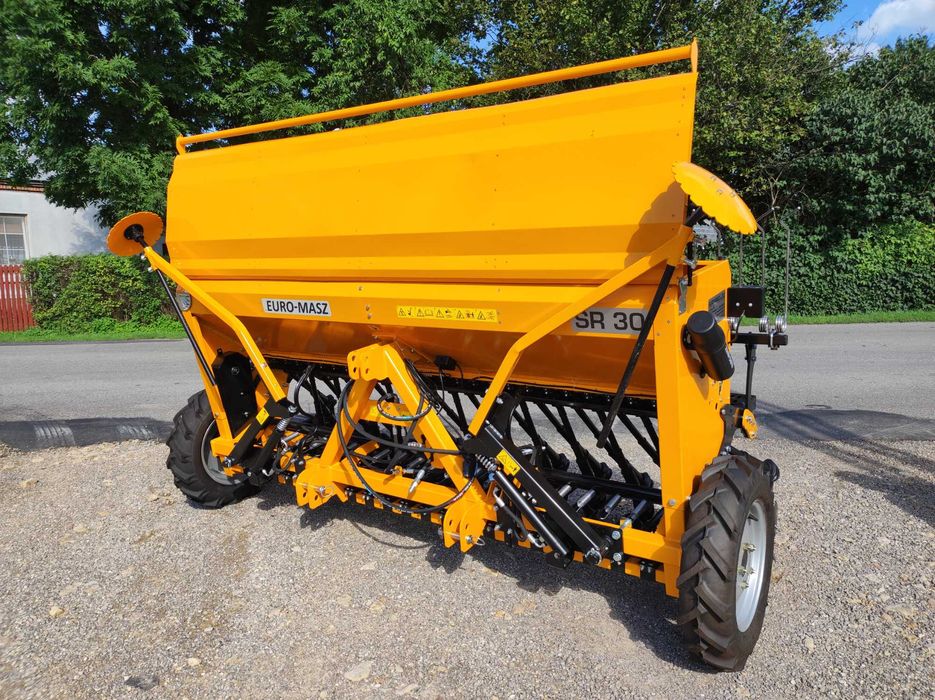 SIEWNIK zbożowy *stopkowy *talerzowy/ znaczniki hydr/ pomost/euro-masz