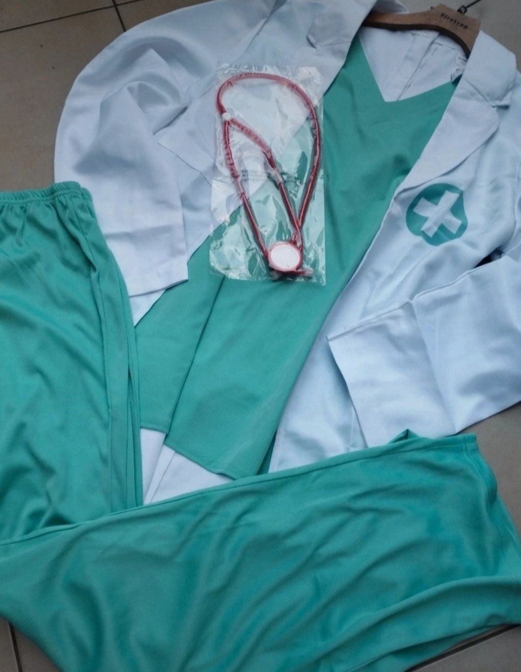 Kostium strój roz. Uni Doktor Lekarz halloween karnawał bal