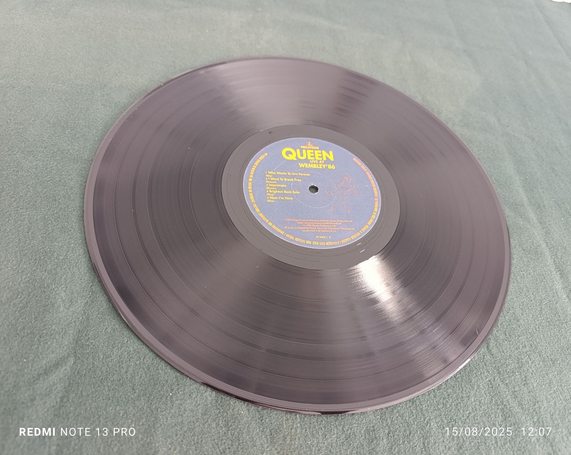 VENDIDO Quenn Live At Wembley 86