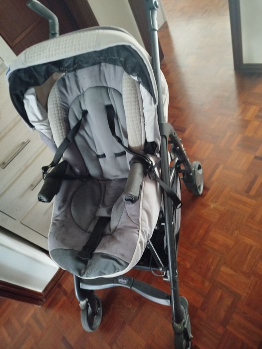 Carrinho bebe e criança